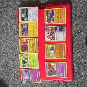 9 Pokemon Cards